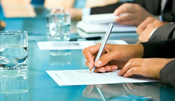 استراتيجيات ادارة المشتريات والمناقصات والعقود والعطاءات